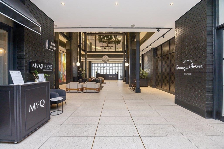 2 Bedroom Property for Sale in Sea Point Western Cape